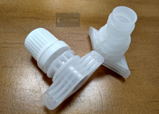 Dubbele Kaart Binnendia 9.6mm de Plastic Witte Kleur van Spuitenkappen voor Shampoozak