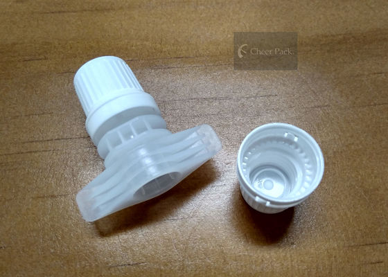 Dubbele Kaart Binnendia 9.6mm de Plastic Witte Kleur van Spuitenkappen voor Shampoozak