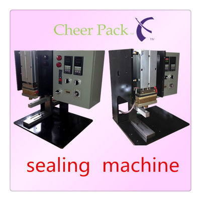 Kies de Opgeruimde semi automatische zak het verzegelen Materiële Hitte van het machineijzer uit - verzegel Stijl