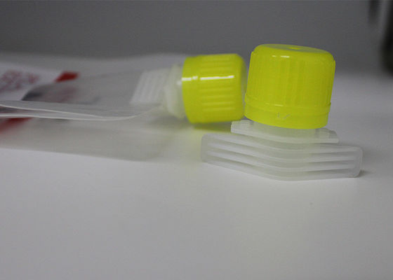 Veelzijdige Plastic Spuitenkappen voor Zakken van het Wasserij de Vloeibare Pakket 39mm Hoogte