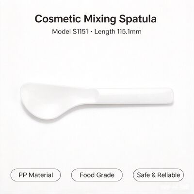 Kwaliteit  Food grade PP cosmetic spatula S1151, 115.1mm plastic beauty mixing scoop. Smooth curved head for mixing mask powder & applying skincare cream, ideal for beauty salon & home DIY skincare Fabriek