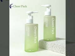 Nieuw ontwerp Cosmetische containers 150ml/500ml Huidverzorging Verpakking Wit gegradieerd PET-fles met lotion