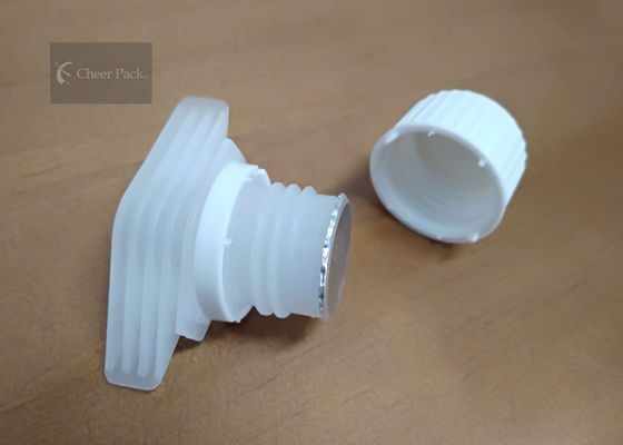 Volledige Verbindingstype Plastic Spuitenkappen 18 Millimeter Buitendiameter voor Vruchtensapzak