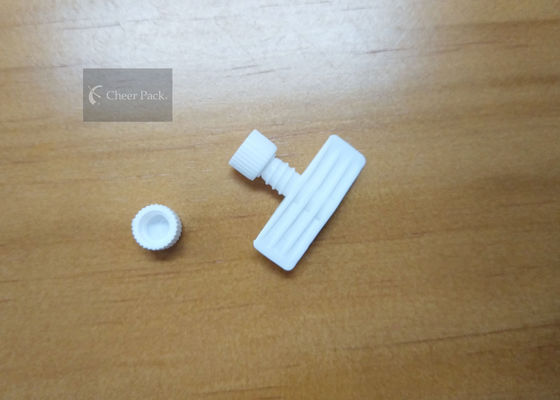 Kleine diameter 4 mm PE-uitloopzakdop / plastic flesuitloopdop