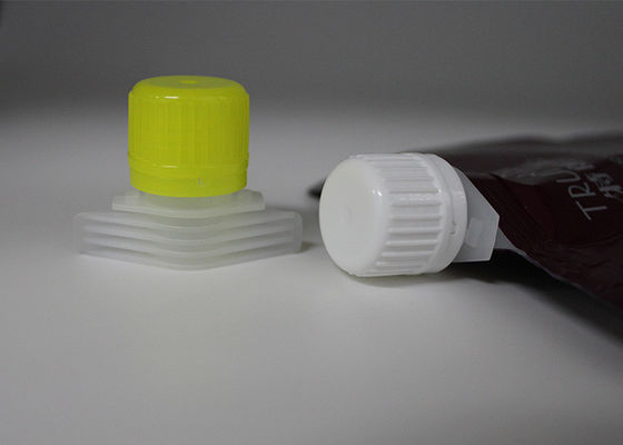 Gele Plastic Spuitenkappen voor Draagbare Handbediende Gesp die Zak vouwen