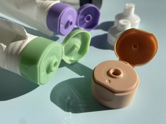 Een revolutie in cosmetische verpakkingen met spout pocket tubes betaalbaar aanpasbaar en veelzijdig