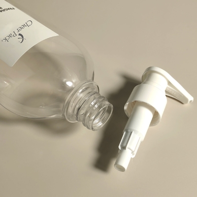 Luxe PET Plastic 300ml Pump Flasken Wit Transparante Zwart voor Shampoo Conditioner Lotion Gezicht Reiniger Verpakking