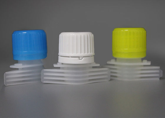 Injectie het Vormen PE Plastic Spuitenkappen in Grootte 16mm voor Alcoholische drankzak