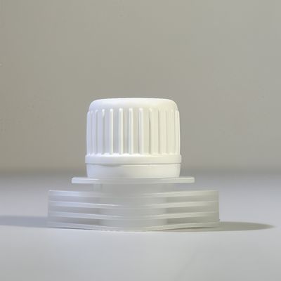 Draagbare en duurzame 16 mm PE-plastiek schroefkap met flip-top spout deksels Food Grade Safe Rim voor dranken Flexibele verpakking