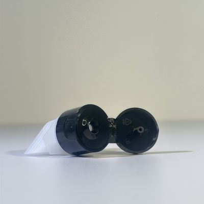 Draagbare en duurzame 3 mm flip top schroefkap met 16 mm spuit voor flexibele sanitizer en cosmetische verpakkingen